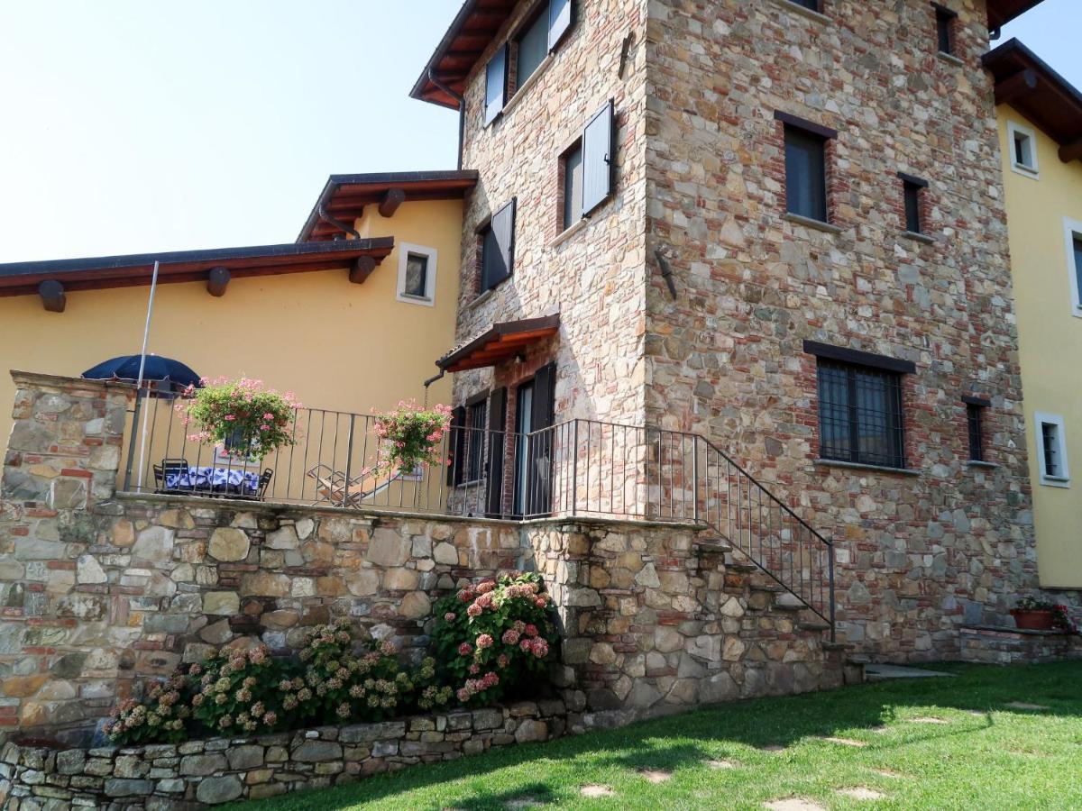 Holiday Home La Corte Bricca - Trilo Torretta By Interhome Castana  Екстериор снимка